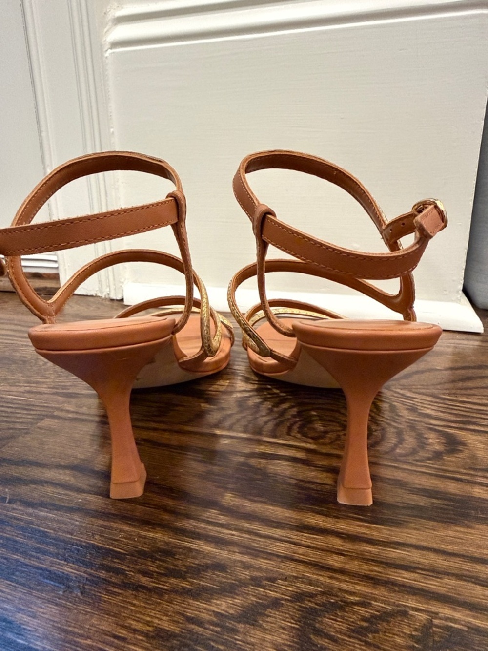 NWOT TUCKERNUCK SHOES Gold Croc Embossed Champagne Lara Sandal Heels - size 8 - Picture 6 of 10